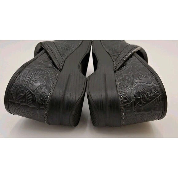 Dansco Professional Tooled Floral Clog Nursing EU-41  US 10.5 - 11 - Picture 14 of 16
